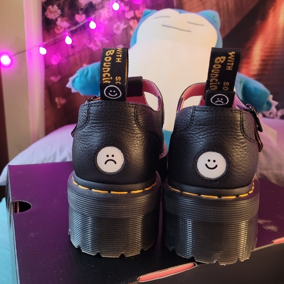 Lazy Oaf x Dr. Martens: BETHAN - Picture 4 of 17